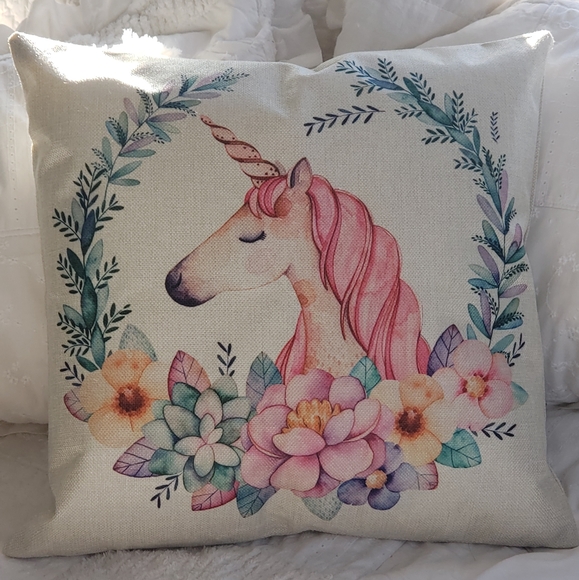 Unicorn accent pillow cover - Picture 2 of 6